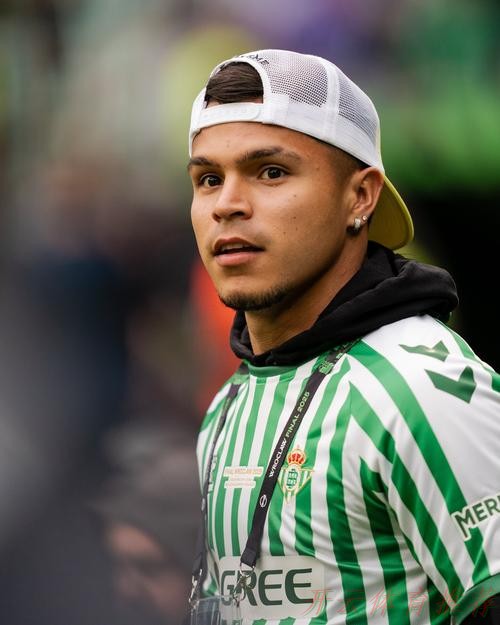 世界杯赛程，开云体育：皇家贝蒂斯迎战吉罗纳，冲击欧冠区的关键之战！